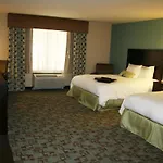 Hampton Inn & Suites Savannah-Airport