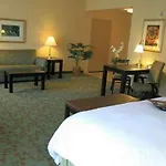 Hampton Inn & Suites Savannah-Airport