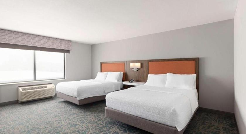 Hampton & Savannah-airport Hotel
